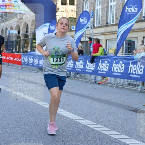 07.09.2025 - BARMER Alsterlauf Strokosch-Dieckow http://msf.ph/oto/8735541 07.09.2025 11:45:13 Ziel 1018, 1058, 1059, 1094 meine-sportfotos.de