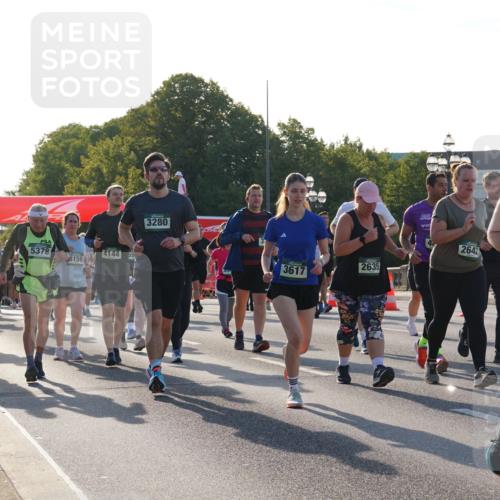 07.09.2025 - BARMER Alsterlauf Yannick Fuchs http://msf.ph/oto/8735555 07.09.2025 09:08:43 Laufen 5305, 5378, 159, 4144, 59, 3280, 2635, 3617, 2642, 2499 meine-sportfotos.de