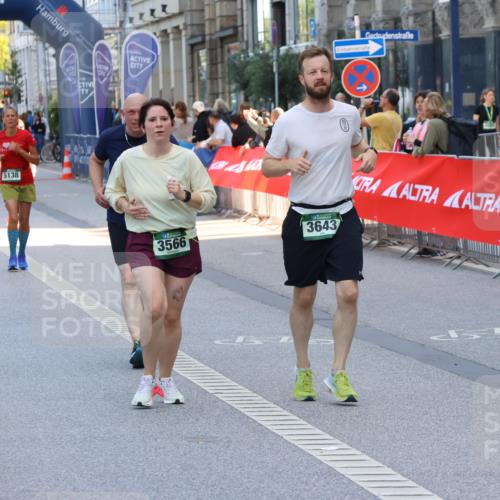 07.09.2025 - BARMER Alsterlauf Strokosch-Dieckow http://msf.ph/oto/8735557 07.09.2025 10:19:58 Ziel 2928, 2983, 3672, 4393, 4394, 5331, 5332 meine-sportfotos.de