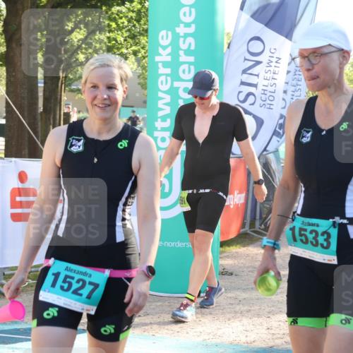 07.09.2025 - 19. Norderstedt Triathlon Luisa Fischer http://msf.ph/oto/8735565 07.09.2025 16:37:29 Ziel 1527, 1533, 1591, 1624 meine-sportfotos.de