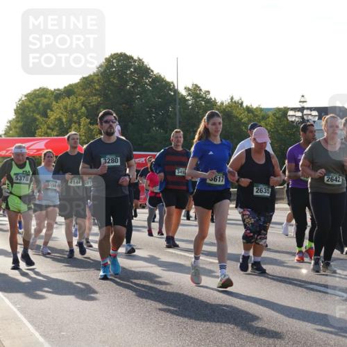 07.09.2025 - BARMER Alsterlauf Yannick Fuchs http://msf.ph/oto/8735572 07.09.2025 09:08:43 Laufen 5305, 5378, 3159, 4144, 691, 3280, 3495, 617, 2635, 2642, 2499 meine-sportfotos.de