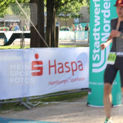 07.09.2025 - 19. Norderstedt Triathlon Luisa Fischer http://msf.ph/oto/8735574 07.09.2025 16:37:36 Ziel 1051, 1610 meine-sportfotos.de
