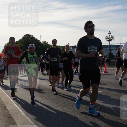 07.09.2025 - BARMER Alsterlauf Yannick Fuchs http://msf.ph/oto/8735615 07.09.2025 09:08:47 Laufen 2848, 5305, 5378, 4144, 3280, 4388 meine-sportfotos.de