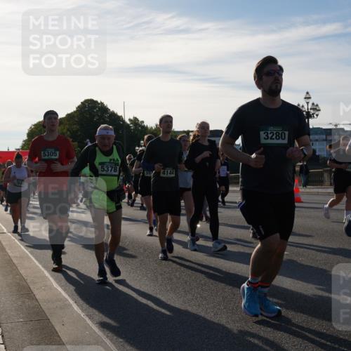 07.09.2025 - BARMER Alsterlauf Yannick Fuchs http://msf.ph/oto/8735624 07.09.2025 09:08:47 Laufen 848, 5305, 5378, 597, 4144, 3280, 9468, 4388 meine-sportfotos.de