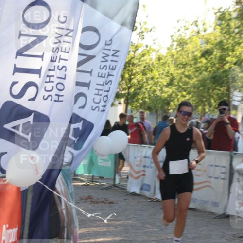 07.09.2025 - 19. Norderstedt Triathlon Luisa Fischer http://msf.ph/oto/8735642 07.09.2025 16:37:51 Ziel 449, 1453 meine-sportfotos.de