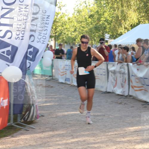 07.09.2025 - 19. Norderstedt Triathlon Luisa Fischer http://msf.ph/oto/8735648 07.09.2025 16:37:52 Ziel 449, 1453 meine-sportfotos.de