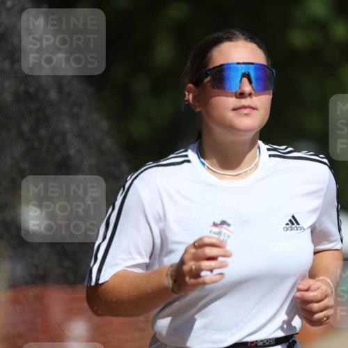 07.09.2025 - 19. Norderstedt Triathlon Michael Strokosch http://msf.ph/oto/8735672 07.09.2025 12:21:17 Laufen 233, 845, 1220 meine-sportfotos.de