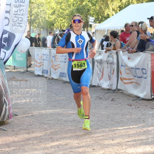 07.09.2025 - 19. Norderstedt Triathlon Luisa Fischer http://msf.ph/oto/8735682 07.09.2025 16:38:08 Ziel 1563 meine-sportfotos.de