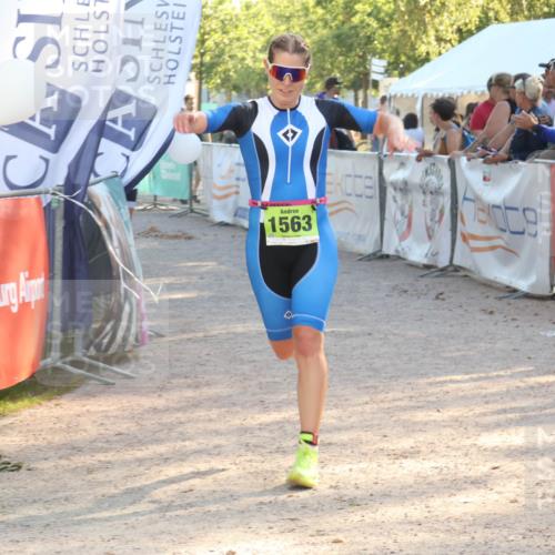 07.09.2025 - 19. Norderstedt Triathlon Luisa Fischer http://msf.ph/oto/8735692 07.09.2025 16:38:09 Ziel 1068, 1563 meine-sportfotos.de
