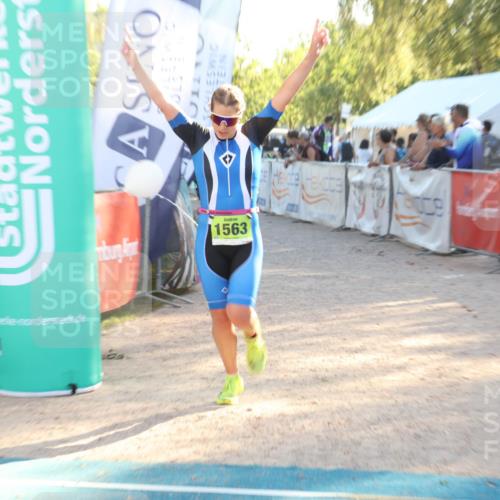 07.09.2025 - 19. Norderstedt Triathlon Luisa Fischer http://msf.ph/oto/8735701 07.09.2025 16:38:10 Ziel 1068, 1563 meine-sportfotos.de