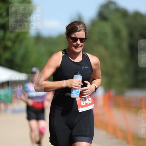 07.09.2025 - 19. Norderstedt Triathlon Michael Strokosch http://msf.ph/oto/8735702 07.09.2025 12:21:20 Laufen 233, 845, 1220 meine-sportfotos.de