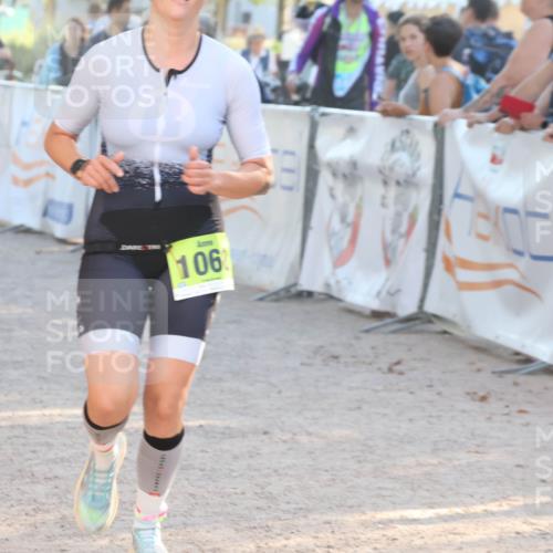 07.09.2025 - 19. Norderstedt Triathlon Luisa Fischer http://msf.ph/oto/8735711 07.09.2025 16:38:12 Ziel 1068, 1563 meine-sportfotos.de