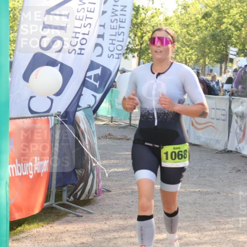 07.09.2025 - 19. Norderstedt Triathlon Luisa Fischer http://msf.ph/oto/8735719 07.09.2025 16:38:13 Ziel 1068, 1563 meine-sportfotos.de