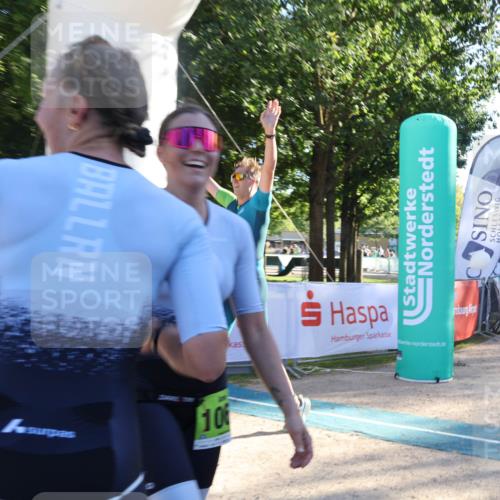 07.09.2025 - 19. Norderstedt Triathlon Luisa Fischer http://msf.ph/oto/8735768 07.09.2025 16:38:19 Ziel 529, 1068, 1554 meine-sportfotos.de