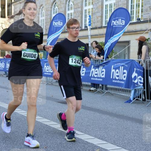 07.09.2025 - BARMER Alsterlauf Strokosch-Dieckow http://msf.ph/oto/8735787 07.09.2025 11:45:02 Ziel 1058, 1094 meine-sportfotos.de