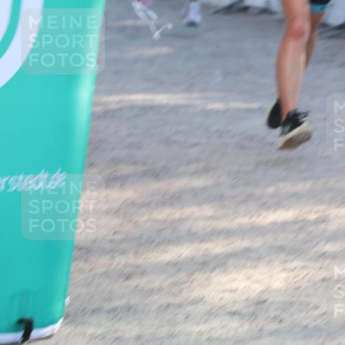 07.09.2025 - 19. Norderstedt Triathlon Luisa Fischer http://msf.ph/oto/8735790 07.09.2025 16:38:38 Ziel 917 meine-sportfotos.de