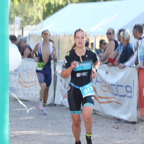 07.09.2025 - 19. Norderstedt Triathlon Luisa Fischer http://msf.ph/oto/8735794 07.09.2025 16:38:38 Ziel 917 meine-sportfotos.de