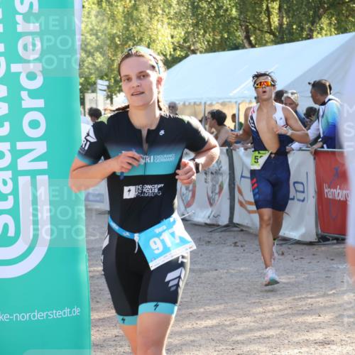 07.09.2025 - 19. Norderstedt Triathlon Luisa Fischer http://msf.ph/oto/8735814 07.09.2025 16:38:41 Ziel 536, 917 meine-sportfotos.de