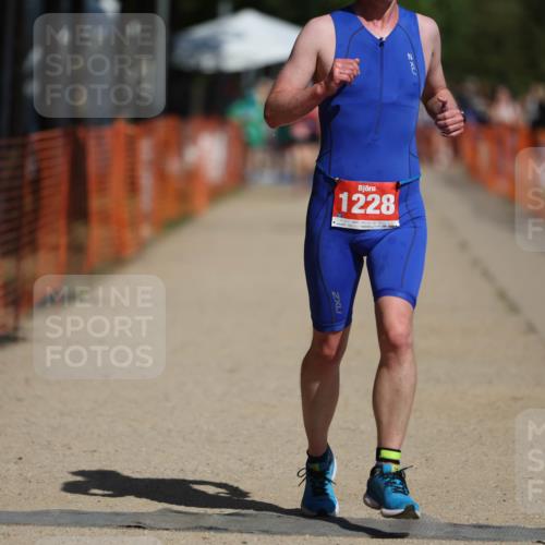 07.09.2025 - 19. Norderstedt Triathlon Michael Strokosch http://msf.ph/oto/8735833 07.09.2025 12:21:56 Laufen 782, 1228 meine-sportfotos.de