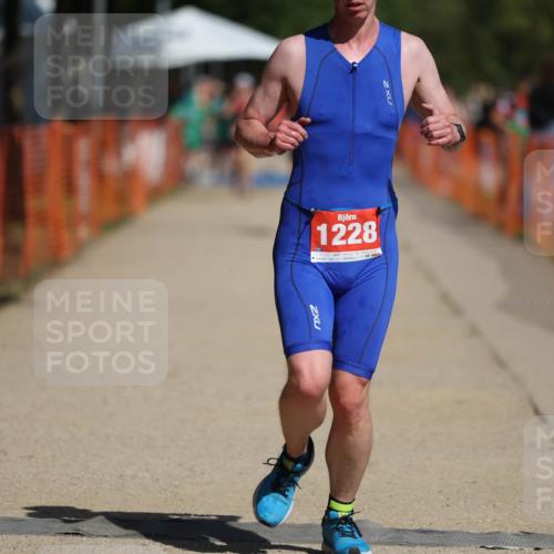07.09.2025 - 19. Norderstedt Triathlon Michael Strokosch http://msf.ph/oto/8735836 07.09.2025 12:21:56 Laufen 782, 1228 meine-sportfotos.de