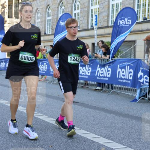 07.09.2025 - BARMER Alsterlauf Strokosch-Dieckow http://msf.ph/oto/8735851 07.09.2025 11:45:02 Ziel 1058, 1094 meine-sportfotos.de