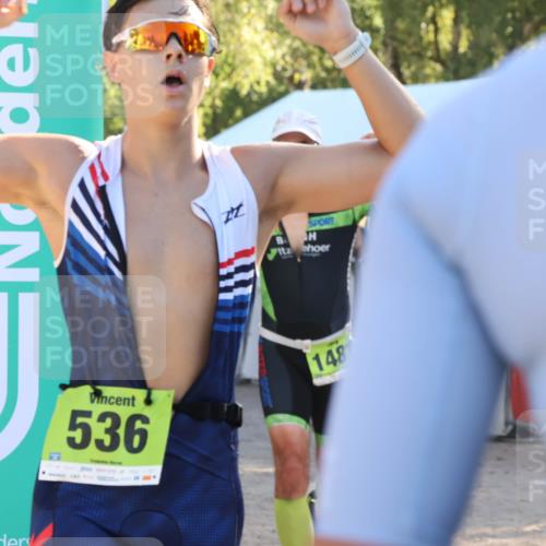 07.09.2025 - 19. Norderstedt Triathlon Luisa Fischer http://msf.ph/oto/8735856 07.09.2025 16:38:45 Ziel 536, 917, 1481 meine-sportfotos.de