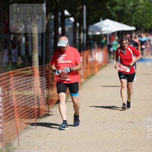 07.09.2025 - 19. Norderstedt Triathlon Michael Strokosch http://msf.ph/oto/8735919 07.09.2025 12:22:33 Laufen 830, 1229 meine-sportfotos.de