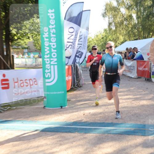 07.09.2025 - 19. Norderstedt Triathlon Luisa Fischer http://msf.ph/oto/8735928 07.09.2025 16:39:31 Ziel 1060, 1073, 1105, 1550 meine-sportfotos.de