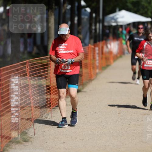 07.09.2025 - 19. Norderstedt Triathlon Michael Strokosch http://msf.ph/oto/8735944 07.09.2025 12:22:35 Laufen 253, 830, 1229 meine-sportfotos.de