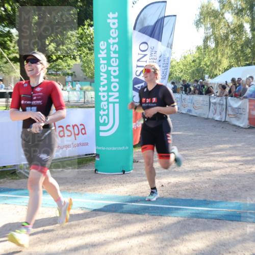 07.09.2025 - 19. Norderstedt Triathlon Luisa Fischer http://msf.ph/oto/8735947 07.09.2025 16:39:32 Ziel 1060, 1067, 1073, 1105, 1550 meine-sportfotos.de