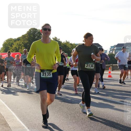 07.09.2025 - BARMER Alsterlauf Yannick Fuchs http://msf.ph/oto/8735950 07.09.2025 09:08:58 Laufen 3293, 3663, 4029, 3295, 2135, 168, 2136 meine-sportfotos.de