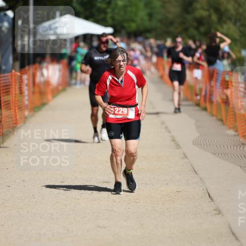 07.09.2025 - 19. Norderstedt Triathlon Michael Strokosch http://msf.ph/oto/8735951 07.09.2025 12:22:36 Laufen 253, 830, 1229 meine-sportfotos.de