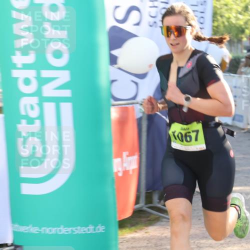 07.09.2025 - 19. Norderstedt Triathlon Luisa Fischer http://msf.ph/oto/8735959 07.09.2025 16:39:36 Ziel 1060, 1067, 1073, 1105, 1550, 1564 meine-sportfotos.de