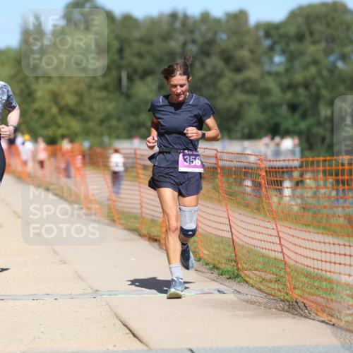 07.09.2025 - 19. Norderstedt Triathlon Michael Strokosch http://msf.ph/oto/8735989 07.09.2025 13:39:04 Laufen 357, 358, 1271 meine-sportfotos.de