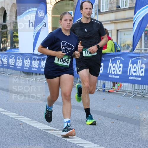 07.09.2025 - BARMER Alsterlauf Strokosch-Dieckow http://msf.ph/oto/8736004 07.09.2025 11:44:58 Ziel 1149, 1150 meine-sportfotos.de