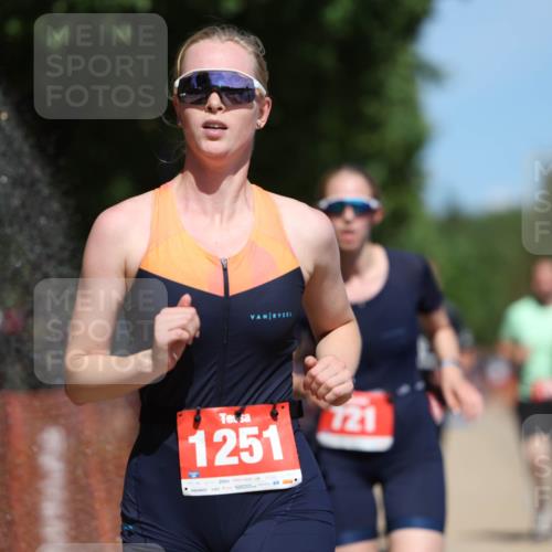 07.09.2025 - 19. Norderstedt Triathlon Michael Strokosch http://msf.ph/oto/8736010 07.09.2025 13:03:23 Laufen 157, 161, 182, 207, 273, 721, 724, 1251, 1317, 1345 meine-sportfotos.de
