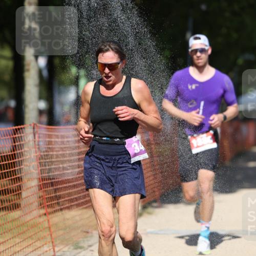 07.09.2025 - 19. Norderstedt Triathlon Michael Strokosch http://msf.ph/oto/8736038 07.09.2025 13:39:23 Laufen 346, 1388 meine-sportfotos.de