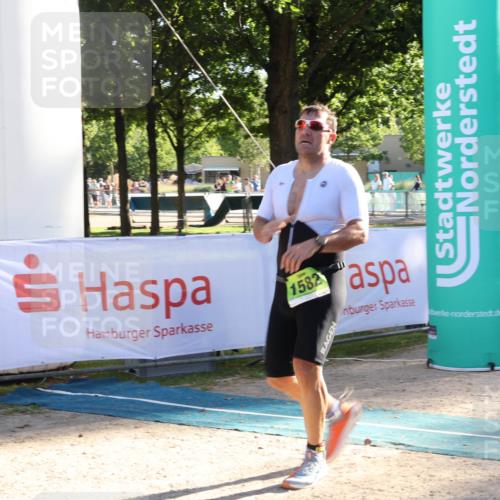 07.09.2025 - 19. Norderstedt Triathlon Luisa Fischer http://msf.ph/oto/8736067 07.09.2025 16:40:10 Ziel 1582 meine-sportfotos.de