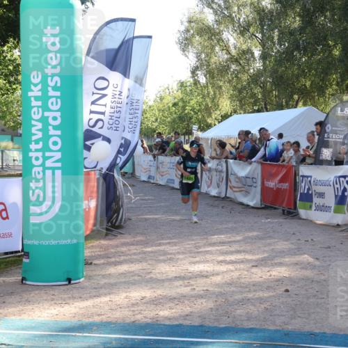 07.09.2025 - 19. Norderstedt Triathlon Luisa Fischer http://msf.ph/oto/8736075 07.09.2025 16:40:13 Ziel 1485, 1582 meine-sportfotos.de