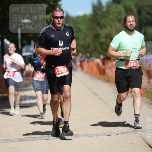 07.09.2025 - 19. Norderstedt Triathlon Michael Strokosch http://msf.ph/oto/8736078 07.09.2025 13:03:25 Laufen 157, 161, 182, 207, 273, 721, 724, 739, 1251, 1317, 1345 meine-sportfotos.de