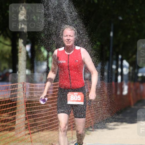 07.09.2025 - 19. Norderstedt Triathlon Michael Strokosch http://msf.ph/oto/8736093 07.09.2025 13:39:33 Laufen 320, 330, 805 meine-sportfotos.de
