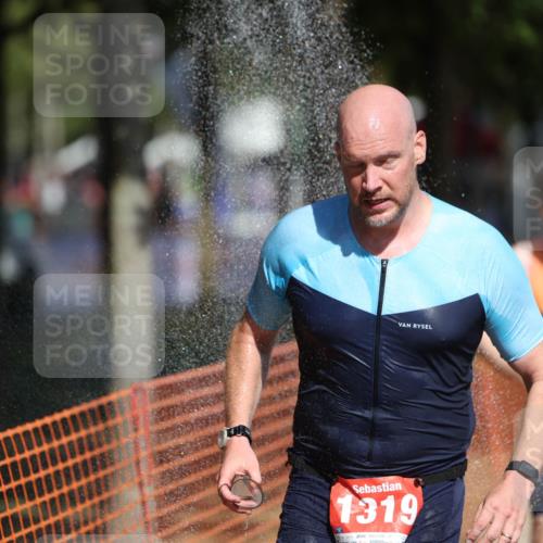 07.09.2025 - 19. Norderstedt Triathlon Michael Strokosch http://msf.ph/oto/8736106 07.09.2025 12:22:57 Laufen 162, 163, 164, 1233, 1319 meine-sportfotos.de