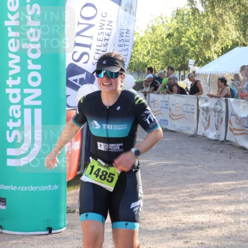 07.09.2025 - 19. Norderstedt Triathlon Luisa Fischer http://msf.ph/oto/8736118 07.09.2025 16:40:16 Ziel 1485, 1582 meine-sportfotos.de