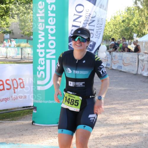 07.09.2025 - 19. Norderstedt Triathlon Luisa Fischer http://msf.ph/oto/8736123 07.09.2025 16:40:16 Ziel 1485, 1582 meine-sportfotos.de
