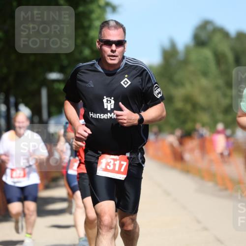 07.09.2025 - 19. Norderstedt Triathlon Michael Strokosch http://msf.ph/oto/8736130 07.09.2025 13:03:26 Laufen 157, 182, 207, 273, 721, 724, 739, 1317, 1345 meine-sportfotos.de