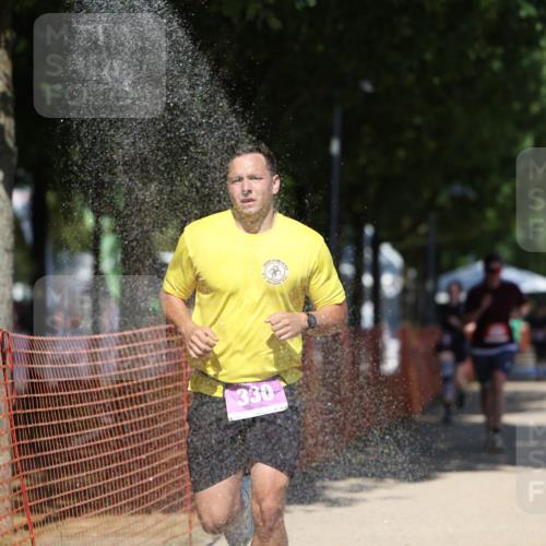 07.09.2025 - 19. Norderstedt Triathlon Michael Strokosch http://msf.ph/oto/8736138 07.09.2025 13:39:40 Laufen 320, 330, 809 meine-sportfotos.de