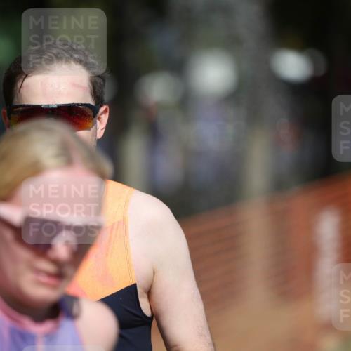 07.09.2025 - 19. Norderstedt Triathlon Michael Strokosch http://msf.ph/oto/8736141 07.09.2025 12:23:00 Laufen 162, 163, 164, 1319 meine-sportfotos.de
