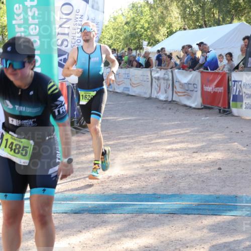 07.09.2025 - 19. Norderstedt Triathlon Luisa Fischer http://msf.ph/oto/8736146 07.09.2025 16:40:22 Ziel 1485, 1620 meine-sportfotos.de