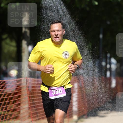 07.09.2025 - 19. Norderstedt Triathlon Michael Strokosch http://msf.ph/oto/8736149 07.09.2025 13:39:41 Laufen 319, 320, 330, 809 meine-sportfotos.de