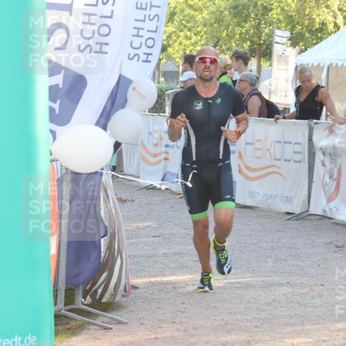 07.09.2025 - 19. Norderstedt Triathlon Luisa Fischer http://msf.ph/oto/8736159 07.09.2025 16:40:35 Ziel 1553 meine-sportfotos.de